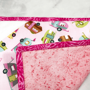 These are gorgeous vintage camper themed quilted potholders for your home.  The trivets are made from 100% cotton fabric and are washable.  Practical, yet beautiful when used as hot pads on your kitchen island or dining table.