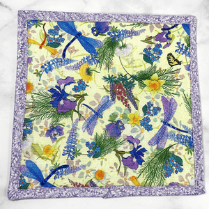 These are gorgeous dragonfly themed quilted potholders for your home.  The trivets are made from 100% cotton fabric and are washable.  Practical, yet beautiful when used as hot pads on your kitchen island or dining table.